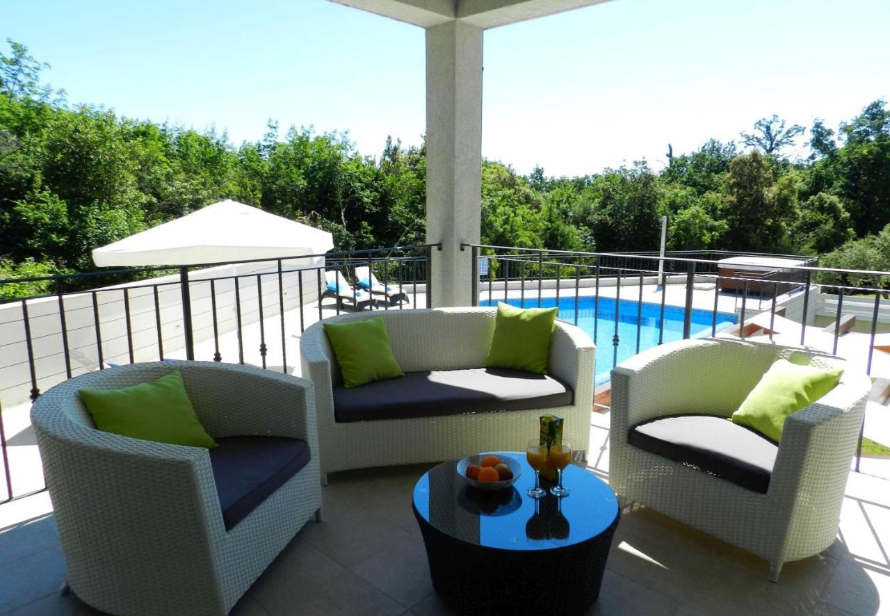 Yourcroatiaholiday - Villa With 6 Rooms Drenje  外观 照片