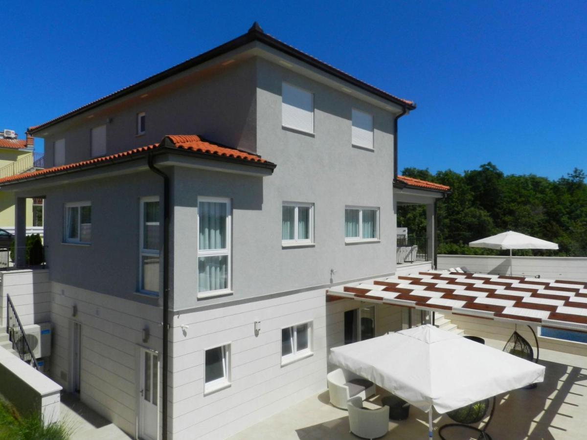 Yourcroatiaholiday - Villa With 6 Rooms Drenje  外观 照片