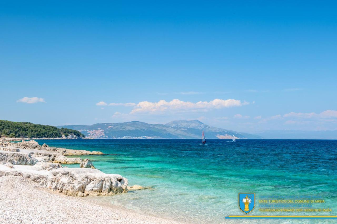 Yourcroatiaholiday - Villa With 6 Rooms Drenje  外观 照片